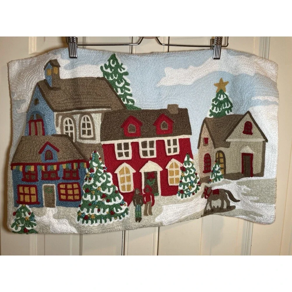 Pottery Barn Snowy Holiday Village / Houses Pillow Cover 16 X 26
